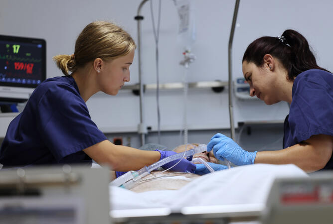 m&i-Fachklinik Ichenhausen als Zentrum  für Beatmungsentwöhnung zertifiziert